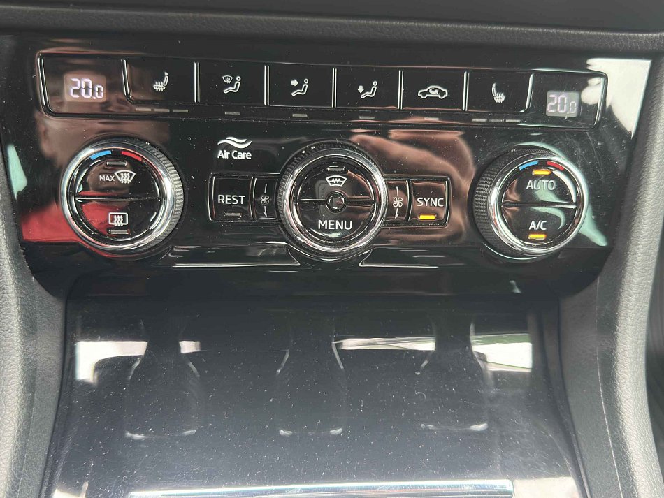 Škoda Superb III 2.0TDi SportLine 4x4