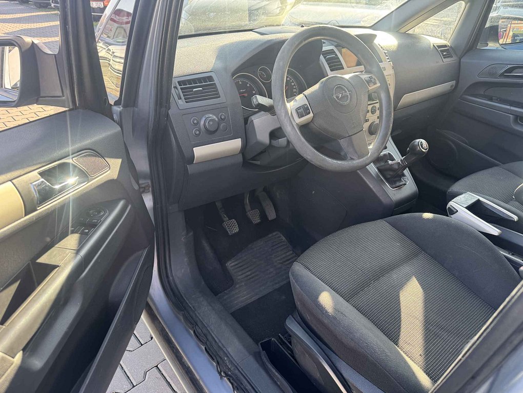 Opel Zafira 1.7CDi 