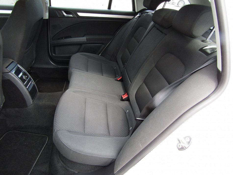 Škoda Superb II 1.6 TDi Ambition