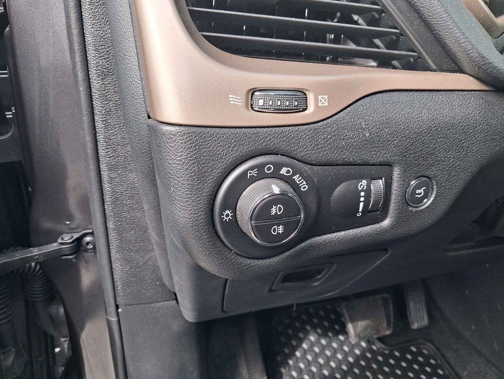 Jeep Cherokee 2.2 MJT Limited 4x4