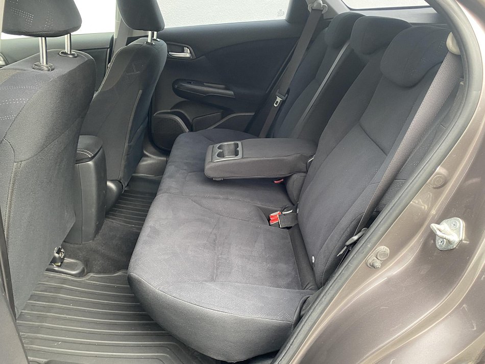 Honda Civic 1.8 i-VTEC Sport