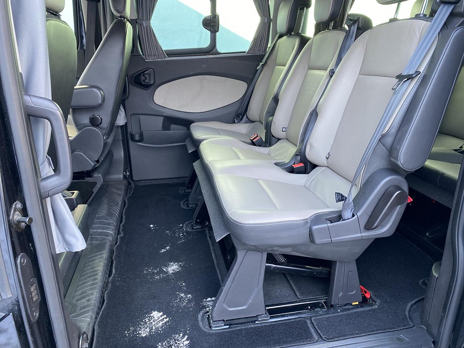 Ford Tourneo Custom 2.2TDCi Titanium L2