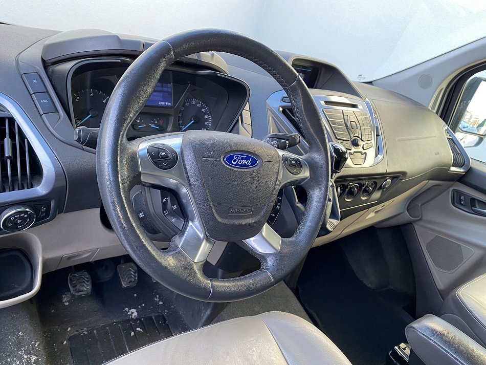 Ford Tourneo Custom 2.2TDCi Titanium L2