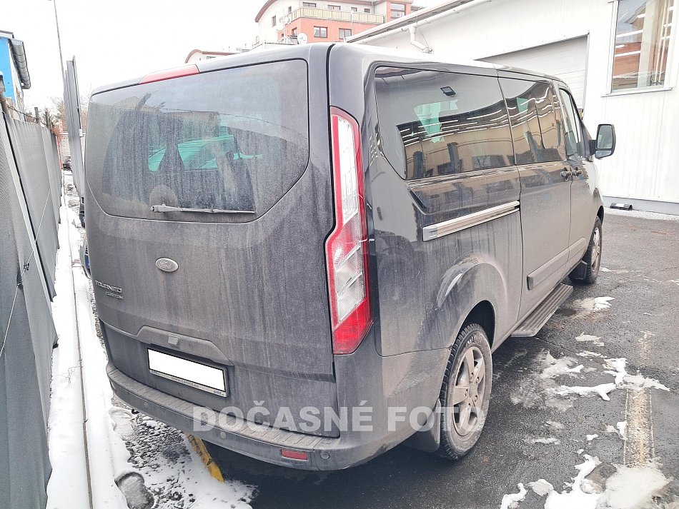 Ford Tourneo Custom 2.2TDCi Titanium L2