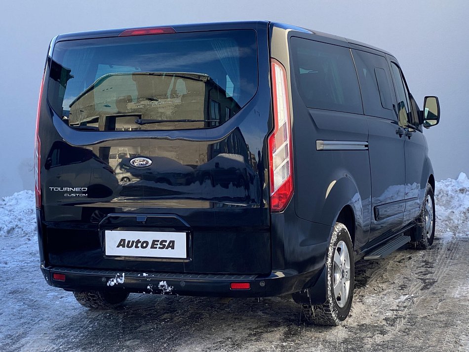 Ford Tourneo Custom 2.2TDCi Titanium L2