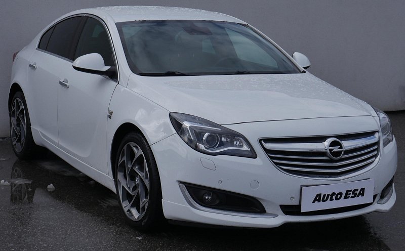 Opel Insignia 2.0TDCI 