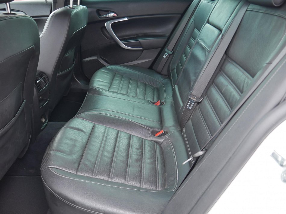 Opel Insignia 2.0TDCI 