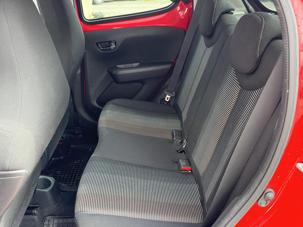 Peugeot 108 1.2 VTi 