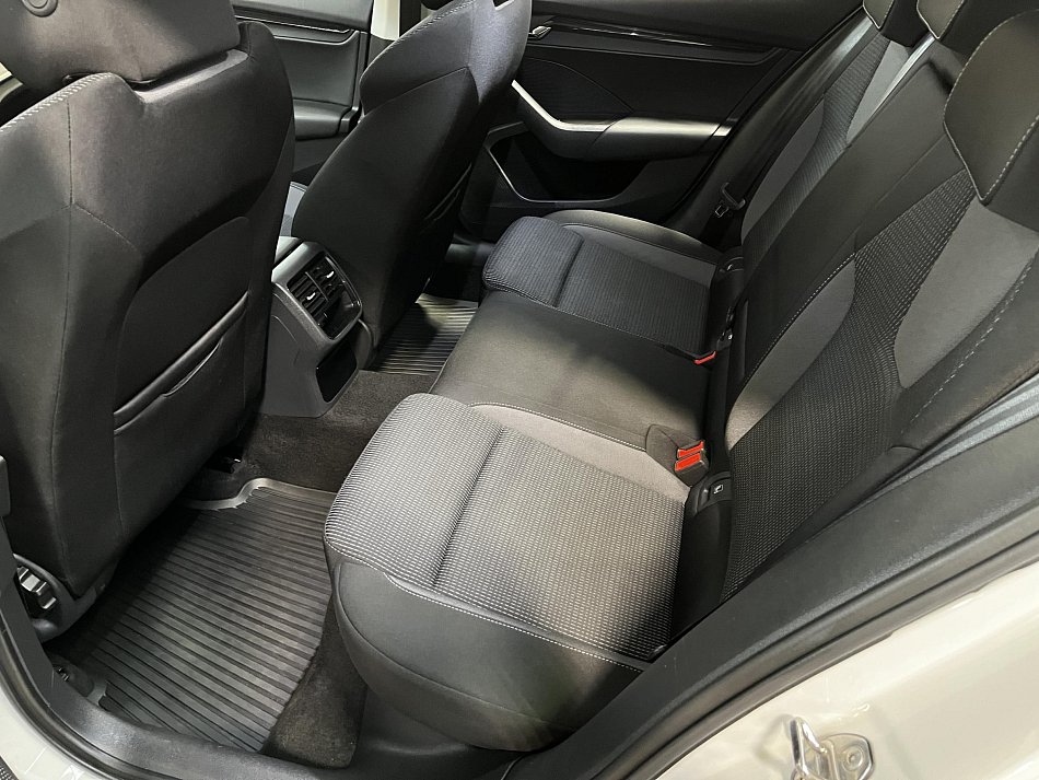 Škoda Octavia IV 2.0TDI 