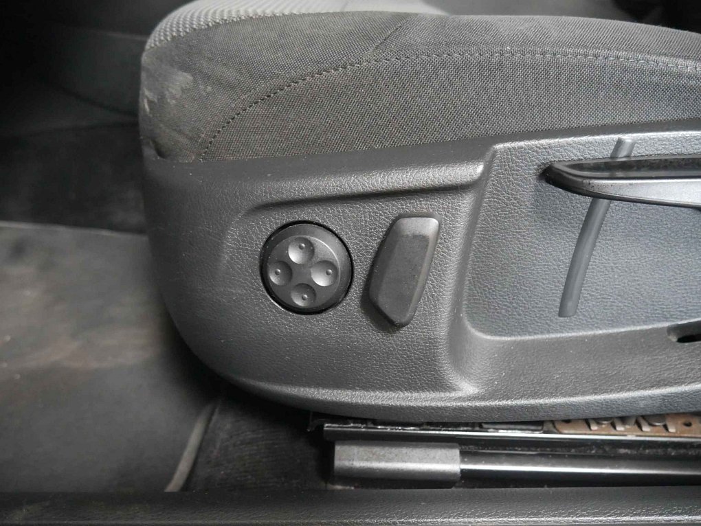 Volkswagen Passat 2.0 TDi 