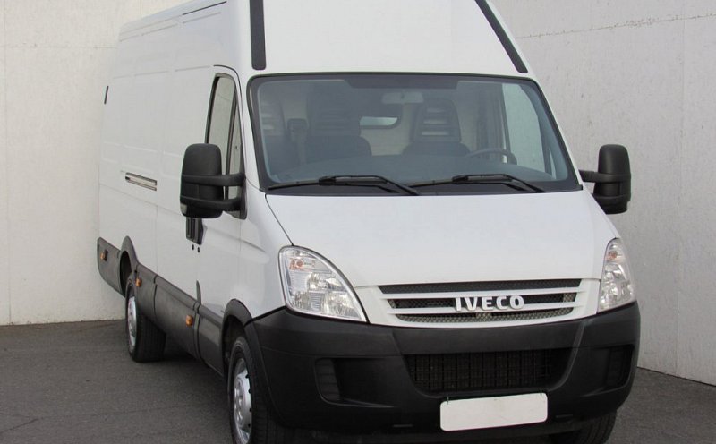 Iveco Daily 3.0D 