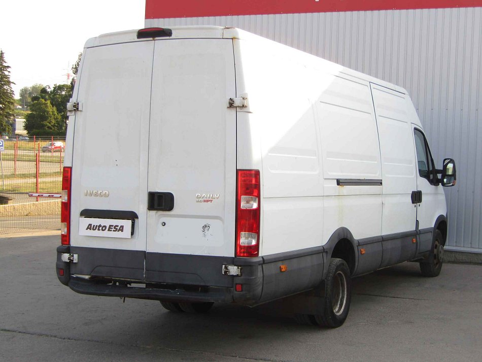 Iveco Daily 3.0D  35C18