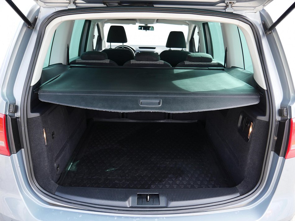 Volkswagen Sharan 2.0TDi 