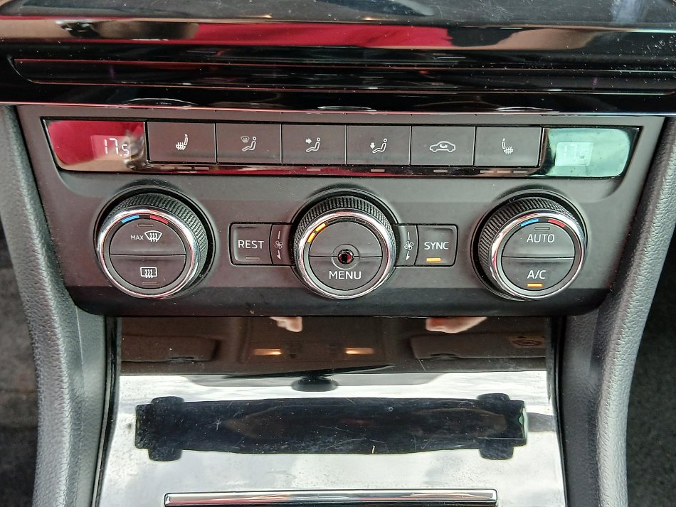 Škoda Superb III 1.6 TDi Ambition