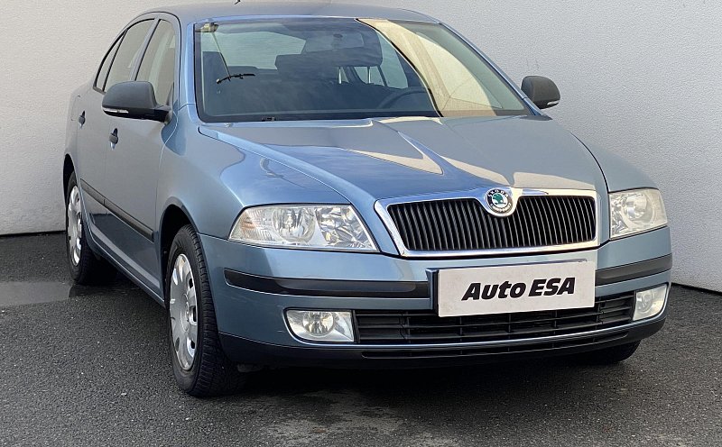 Škoda Octavia II 1.6i Tour