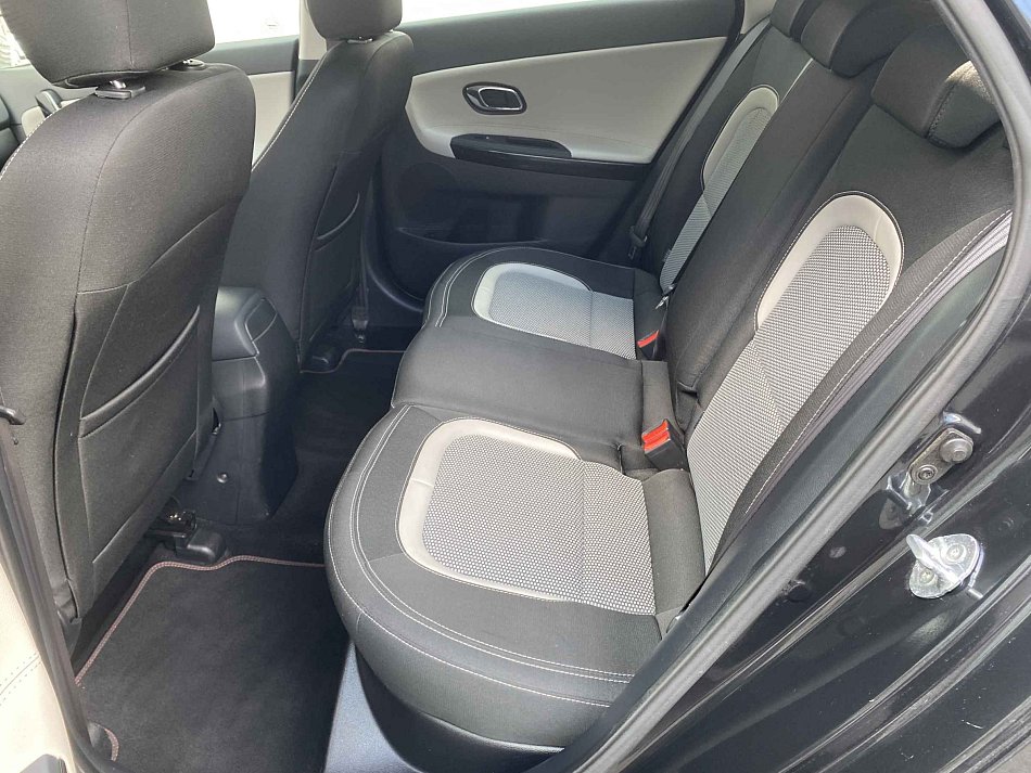 Kia Ceed 1.6 GDi Exclusive