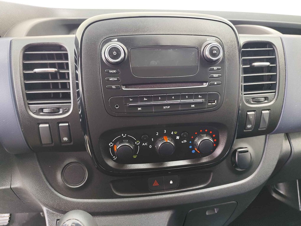 Opel Vivaro 1.6CDTi  5míst