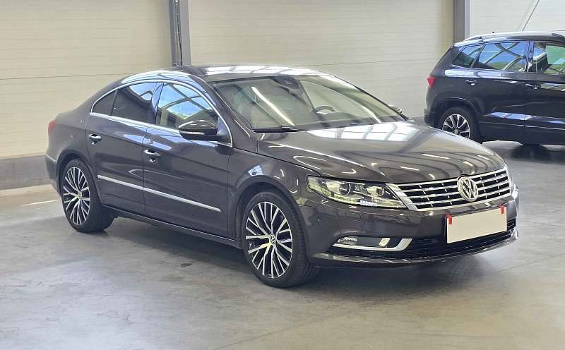 Volkswagen Passat CC 2.0tdi 