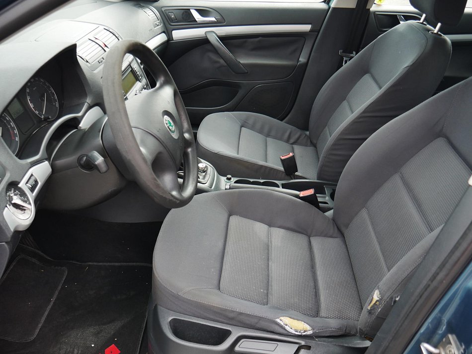 Škoda Octavia II 1.6MPi Ambiente