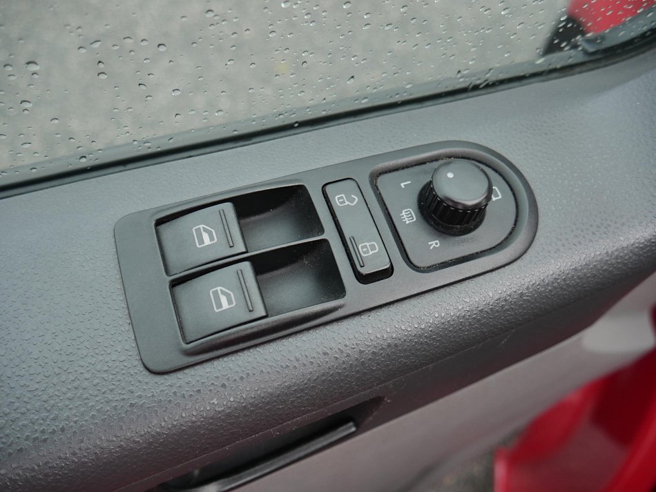 Volkswagen Transporter 2.0TDi  L2H1