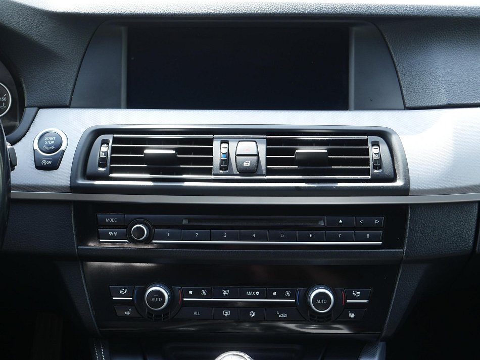 BMW Řada 5 3.0D  530D