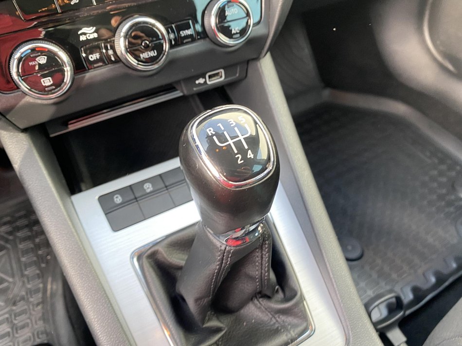 Škoda Octavia III 1.6 TDi Ambition