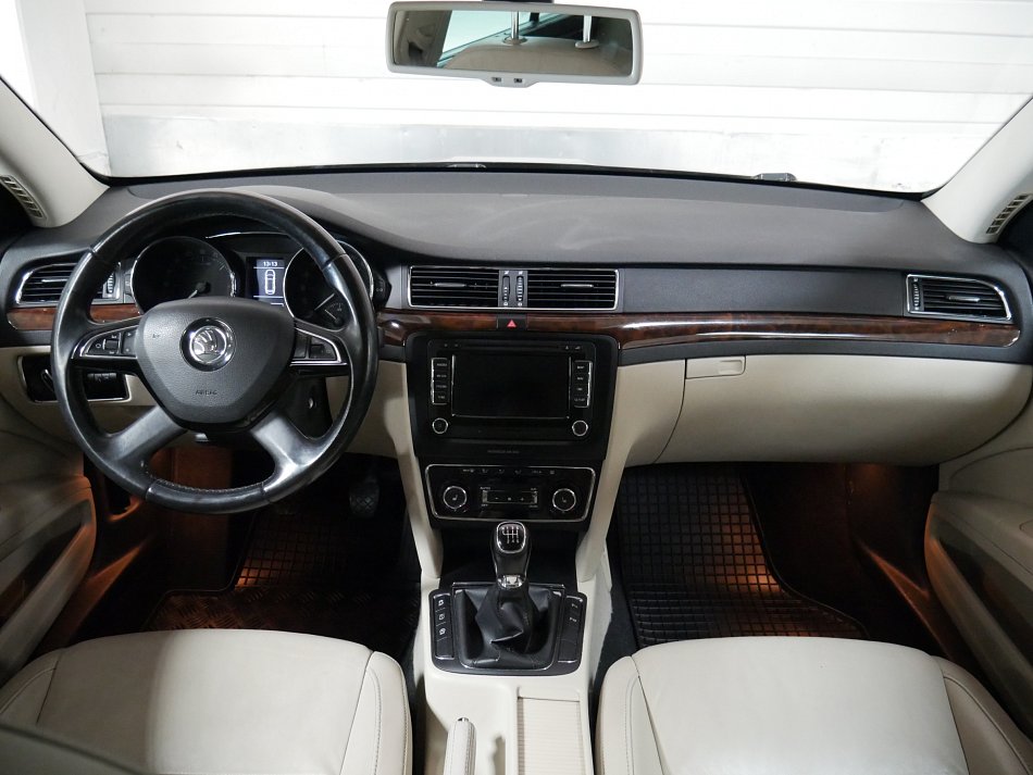 Škoda Superb II 1.6 TDi 