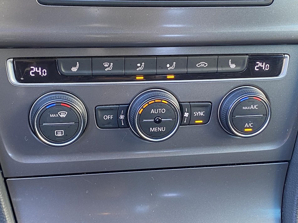 Volkswagen Golf 1.6 TDi Lounge