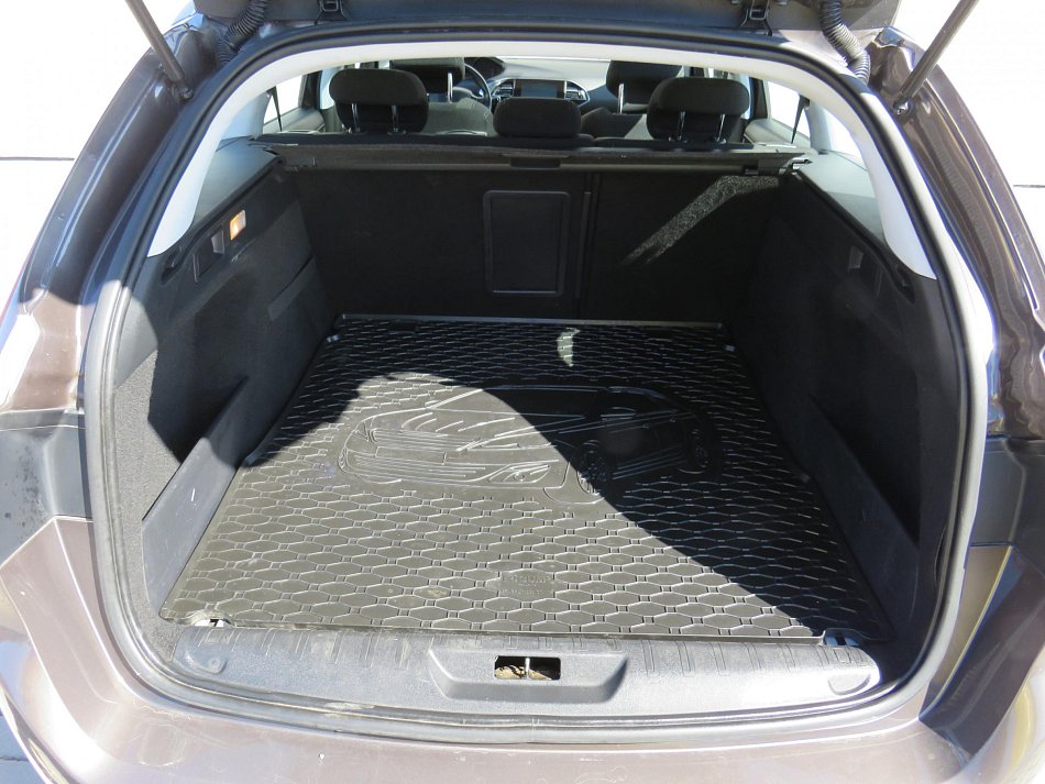Peugeot 308 2.0 HDi 