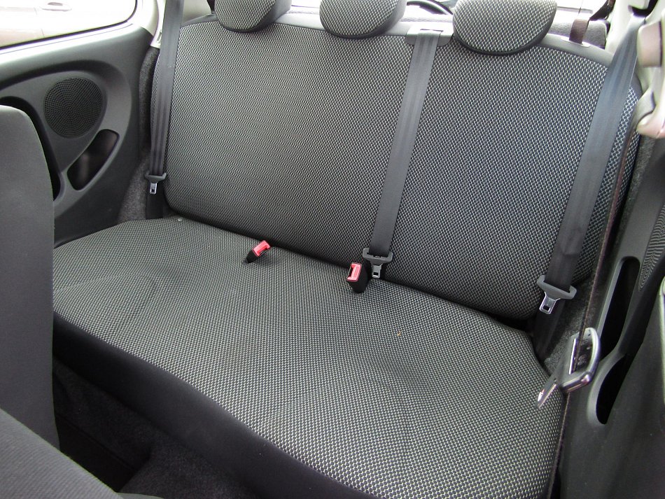 Nissan Micra 1.2 i 