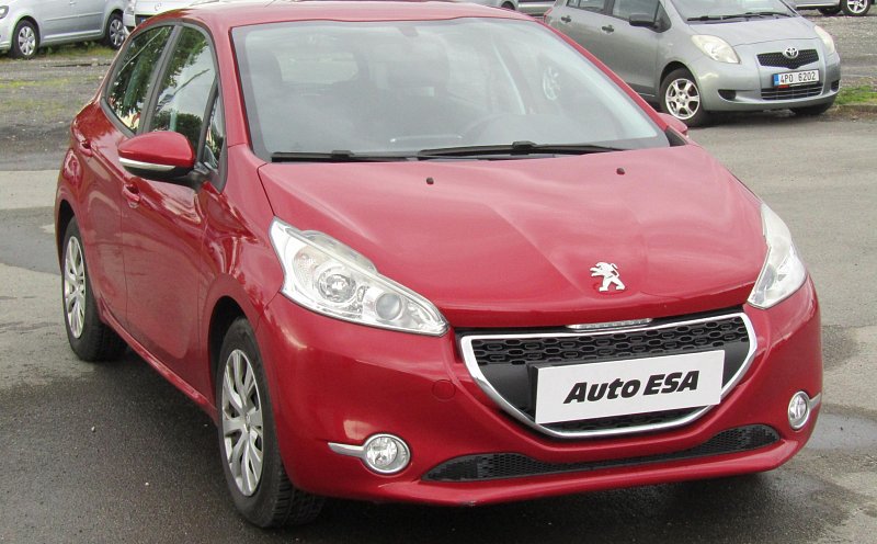 Peugeot 208 1.2 VTi 