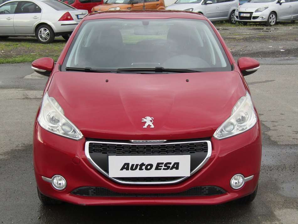 Peugeot 208 1.2 VTi 