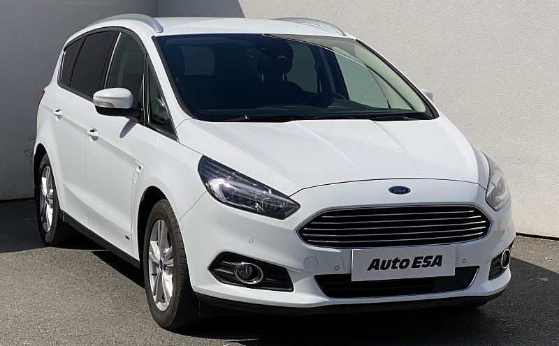 Ford S-MAX 2.0 TDCi Titanium AWD