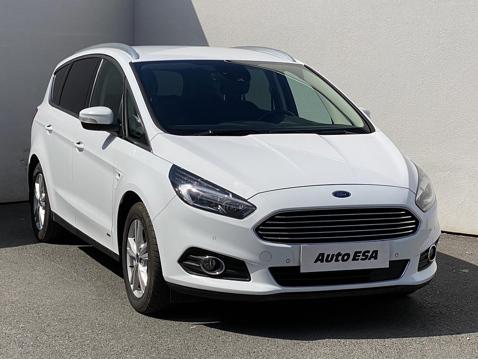 Ford S-MAX 2.0 TDCi Titanium AWD