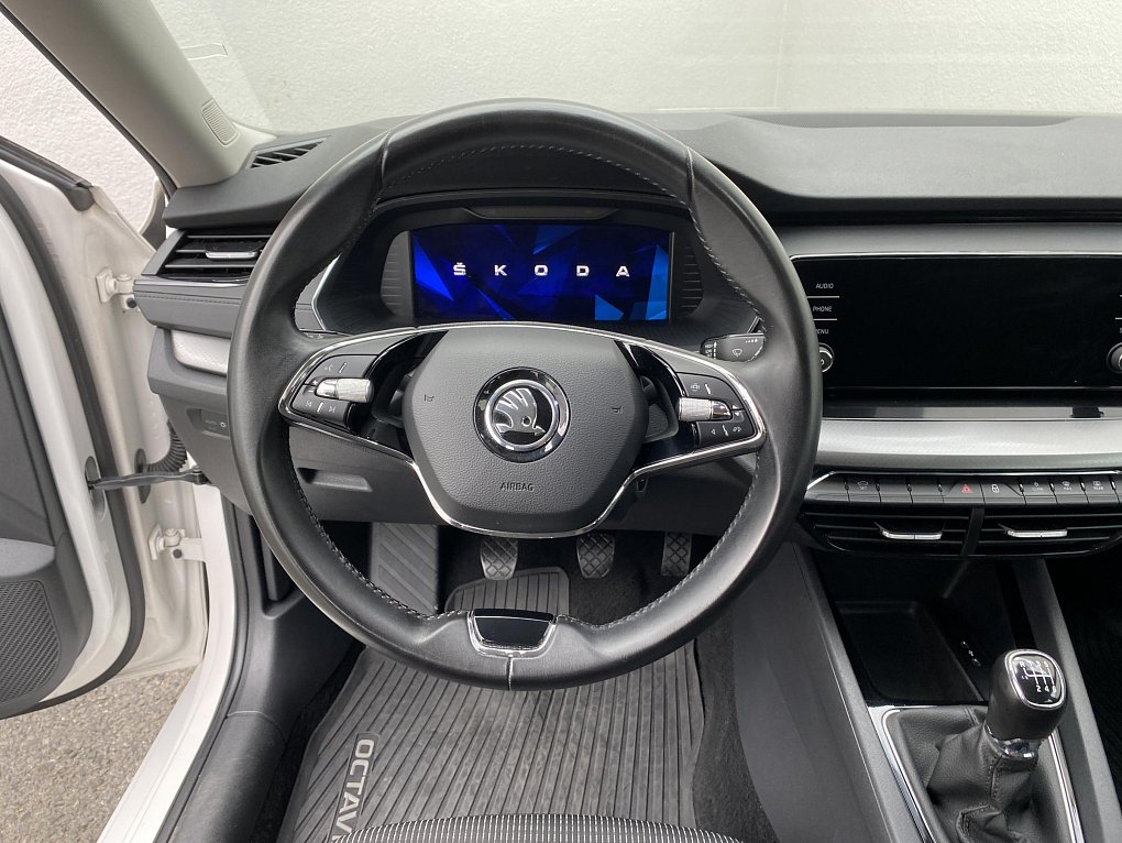 Škoda Octavia IV 1.5TSi Ambition