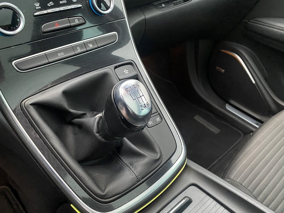 Renault Grand Scénic 1.7 dCi BOSE Edition 7míst