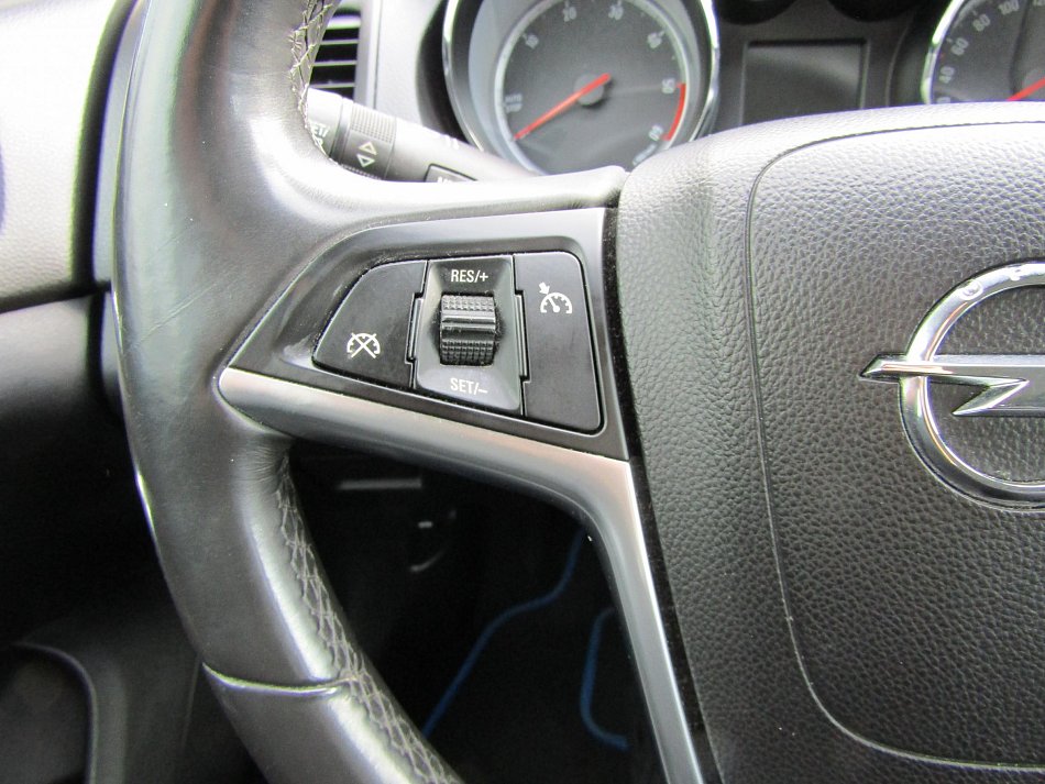 Opel Insignia 2.0CDTi 