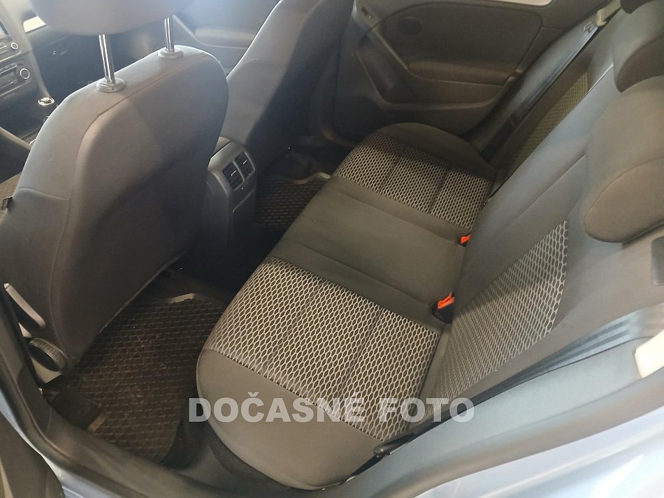 Volkswagen Golf 1.4i 