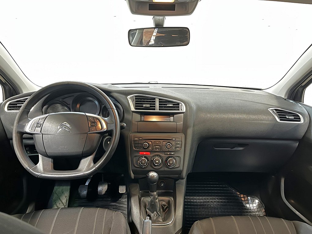 Citroën C4 1.4 i 