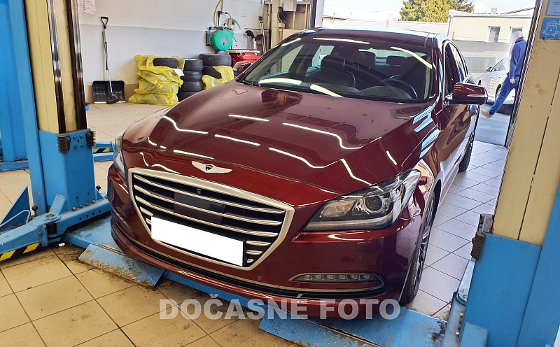 Hyundai Genesis 3.8i Exclusive