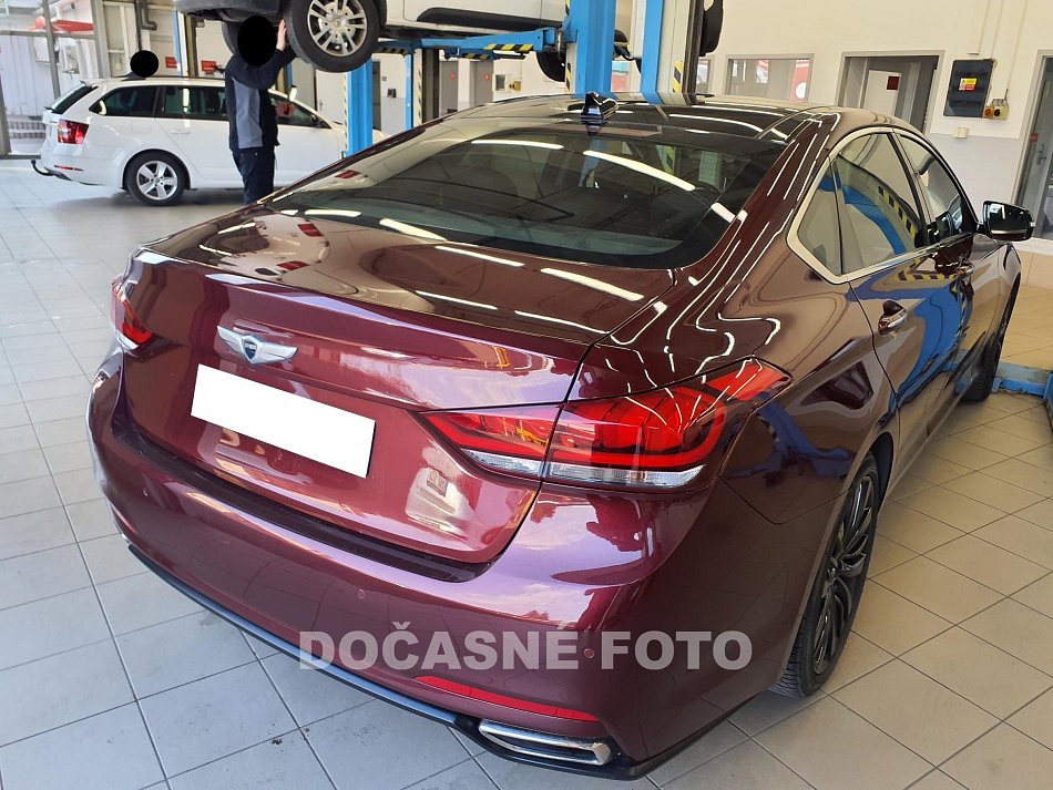 Hyundai Genesis 3.8i Exclusive