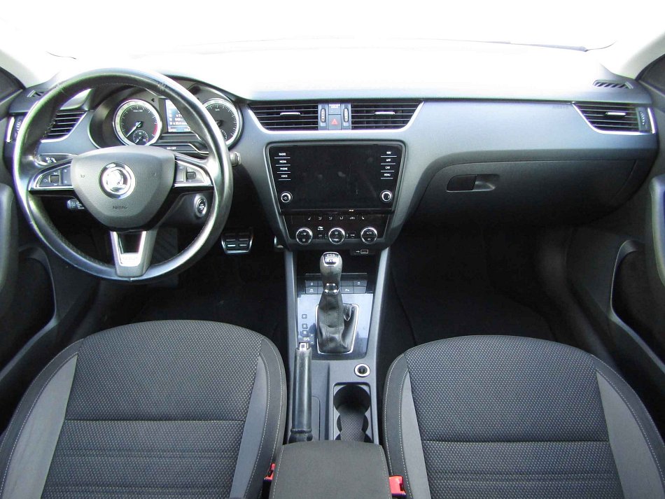 Škoda Octavia III 2.0 TDi Scout 4x4
