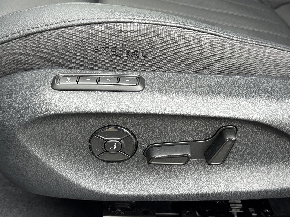 Škoda Superb IV 2.0 TDi L&K 4X4