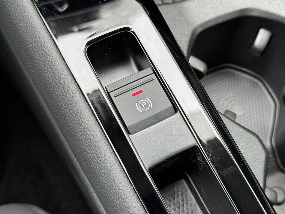 Škoda Superb IV 2.0 TDi L&K 4X4