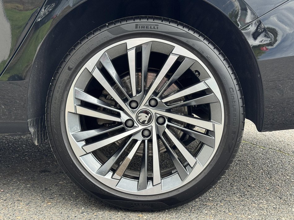 Škoda Superb IV 2.0 TDi L&K 4X4