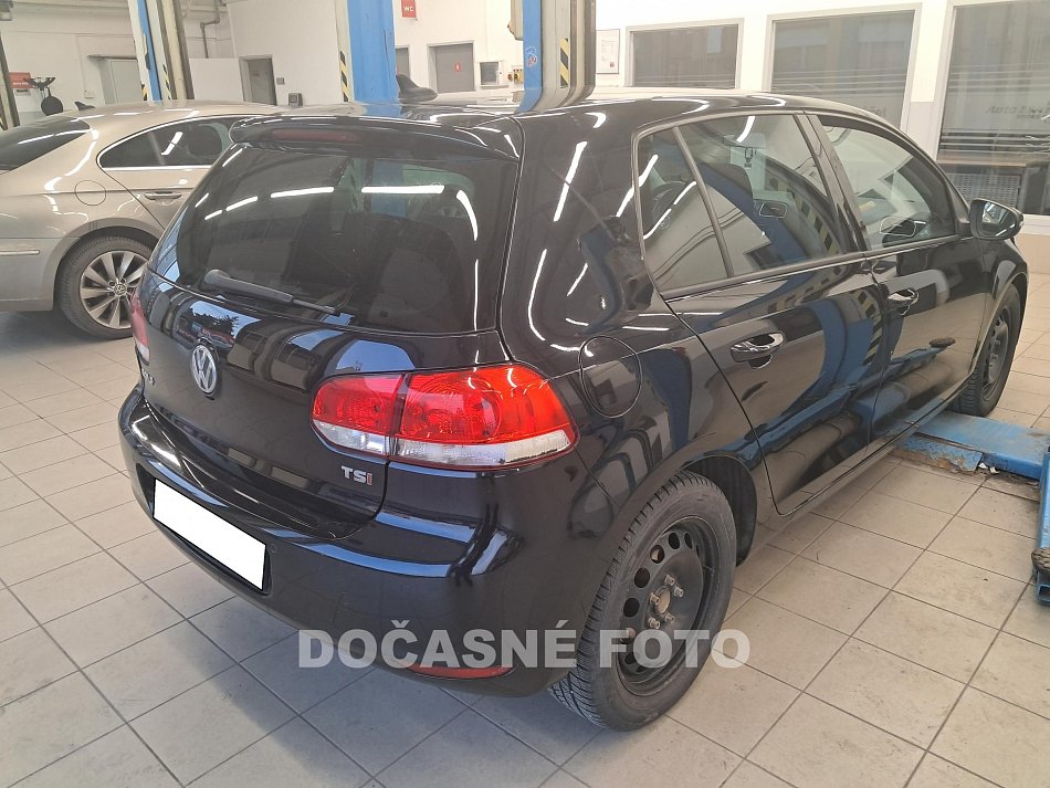 Volkswagen Golf 1.4 TSI 