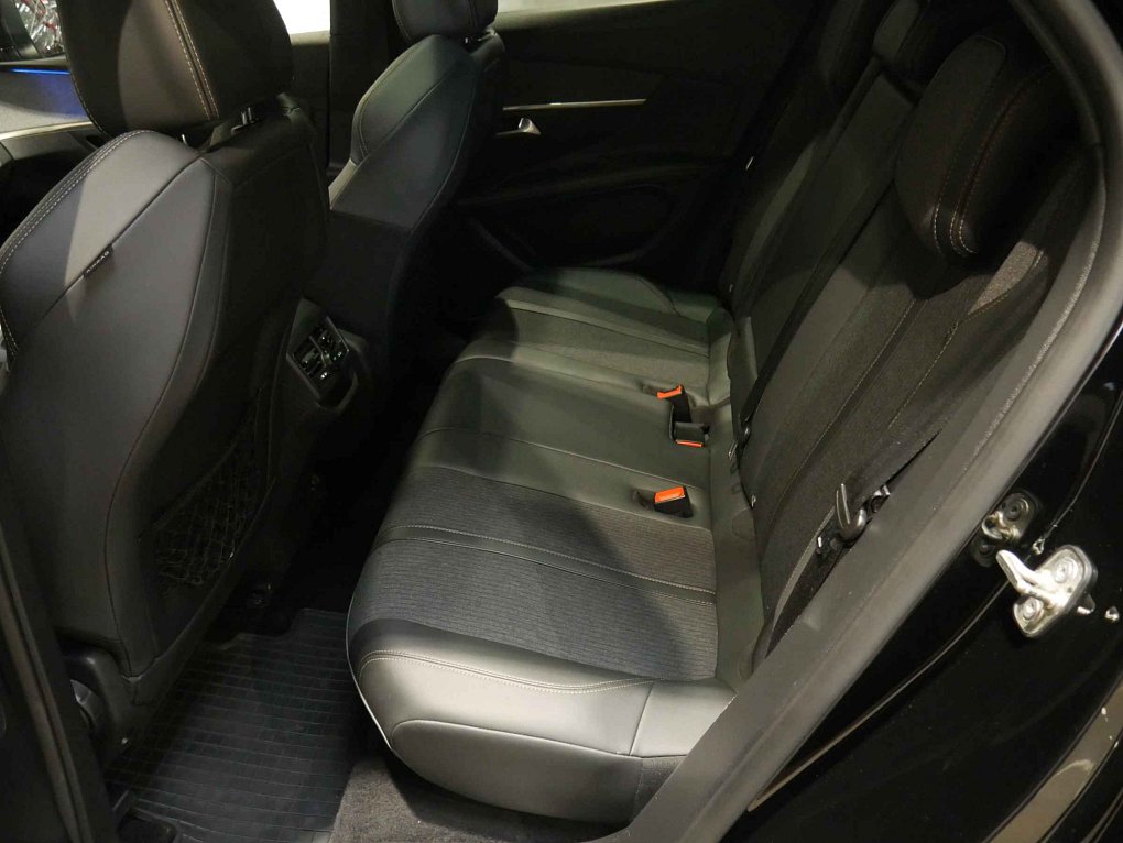 Peugeot 3008 2.0 HDi 