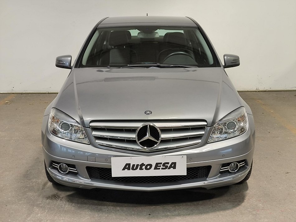 Mercedes-Benz Třída C 1.6 K  C180