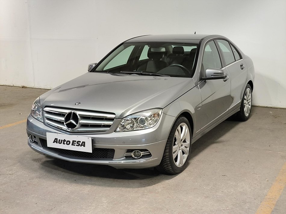 Mercedes-Benz Třída C 1.6 K  C180