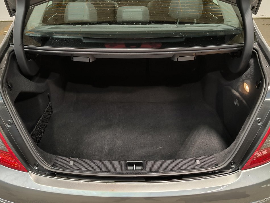 Mercedes-Benz Třída C 1.6 K  C180